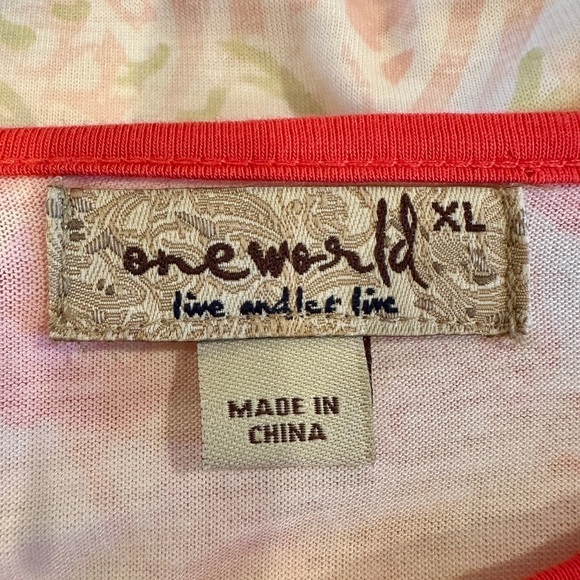 ONE WORLD, WOMENS, FLORAL TUNIC TOP. OPEN CUTOUT AT NECK, 3/4 SLEEVE. SIZE XL - Picture 5 of 7